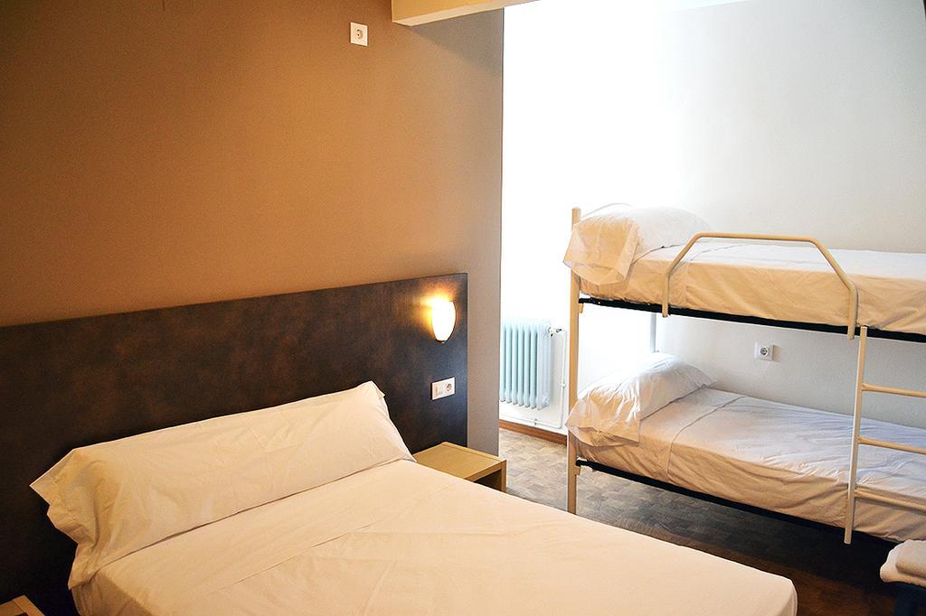Hostal Restaurante Los Mellizos 瓜罗曼 外观 照片