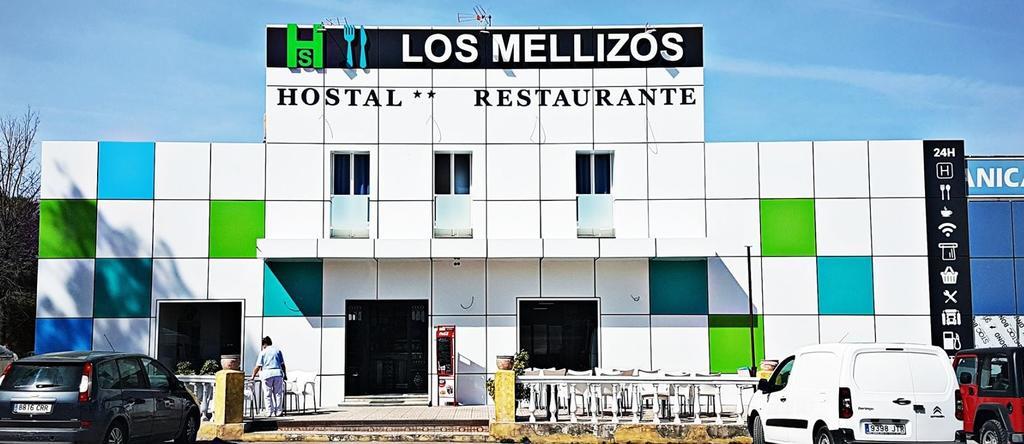 Hostal Restaurante Los Mellizos 瓜罗曼 外观 照片